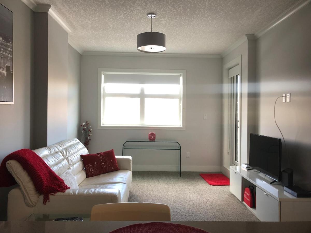 Apartment Amicable, Cozy, High Speed Internet, Sleeps 2 Riverview Downtown Calgary