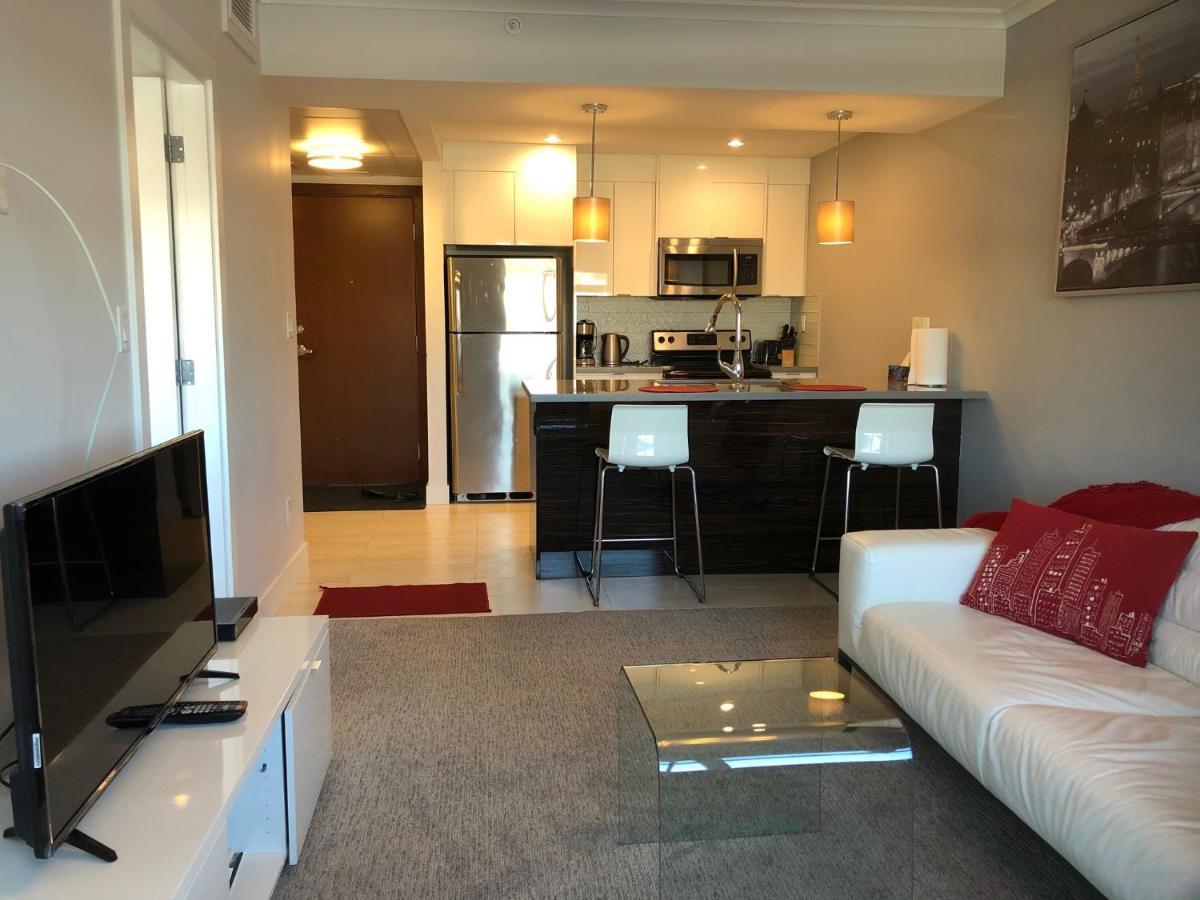 Amicable, Cozy, High Speed Internet, Sleeps 2 Riverview Downtown Apartment Calgary