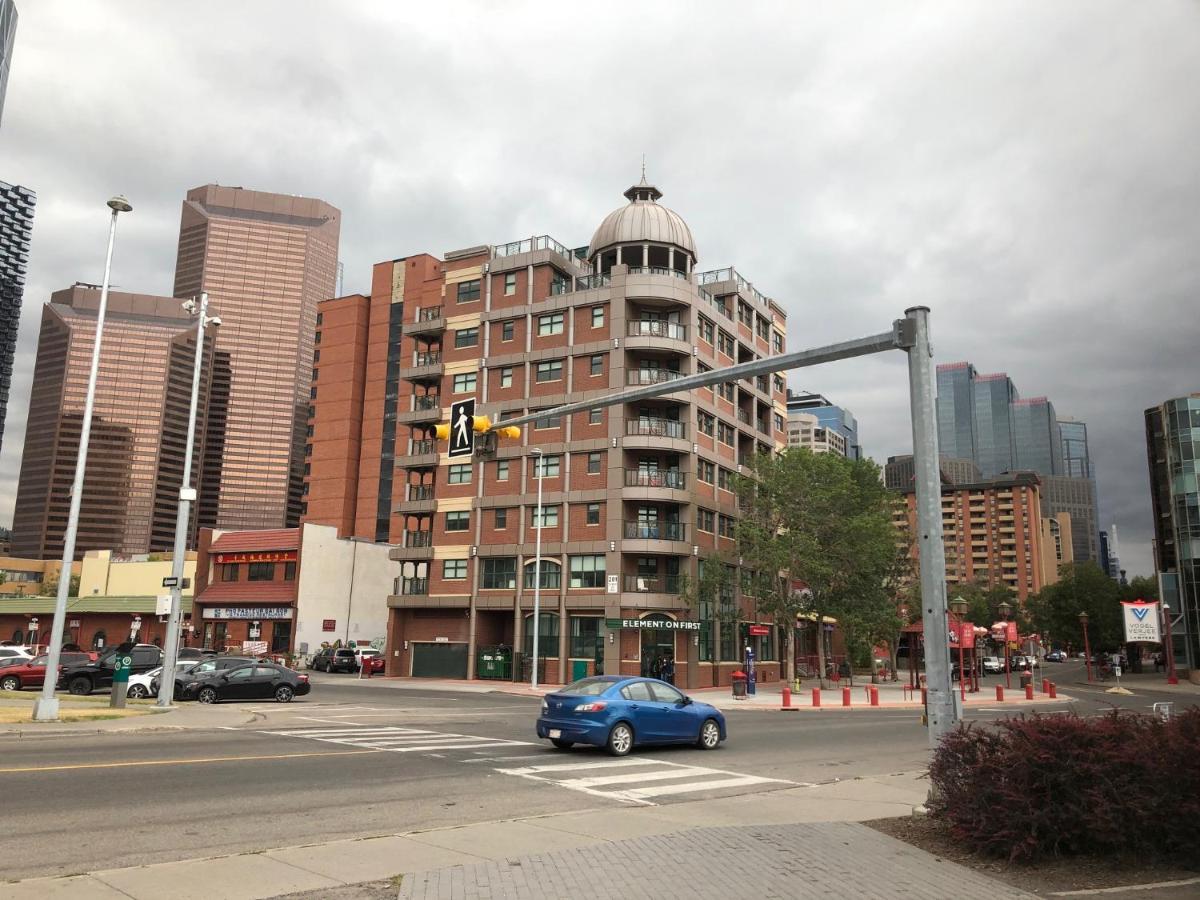 Amicable, Cozy, High Speed Internet, Sleeps 2 Riverview Downtown Apartment *