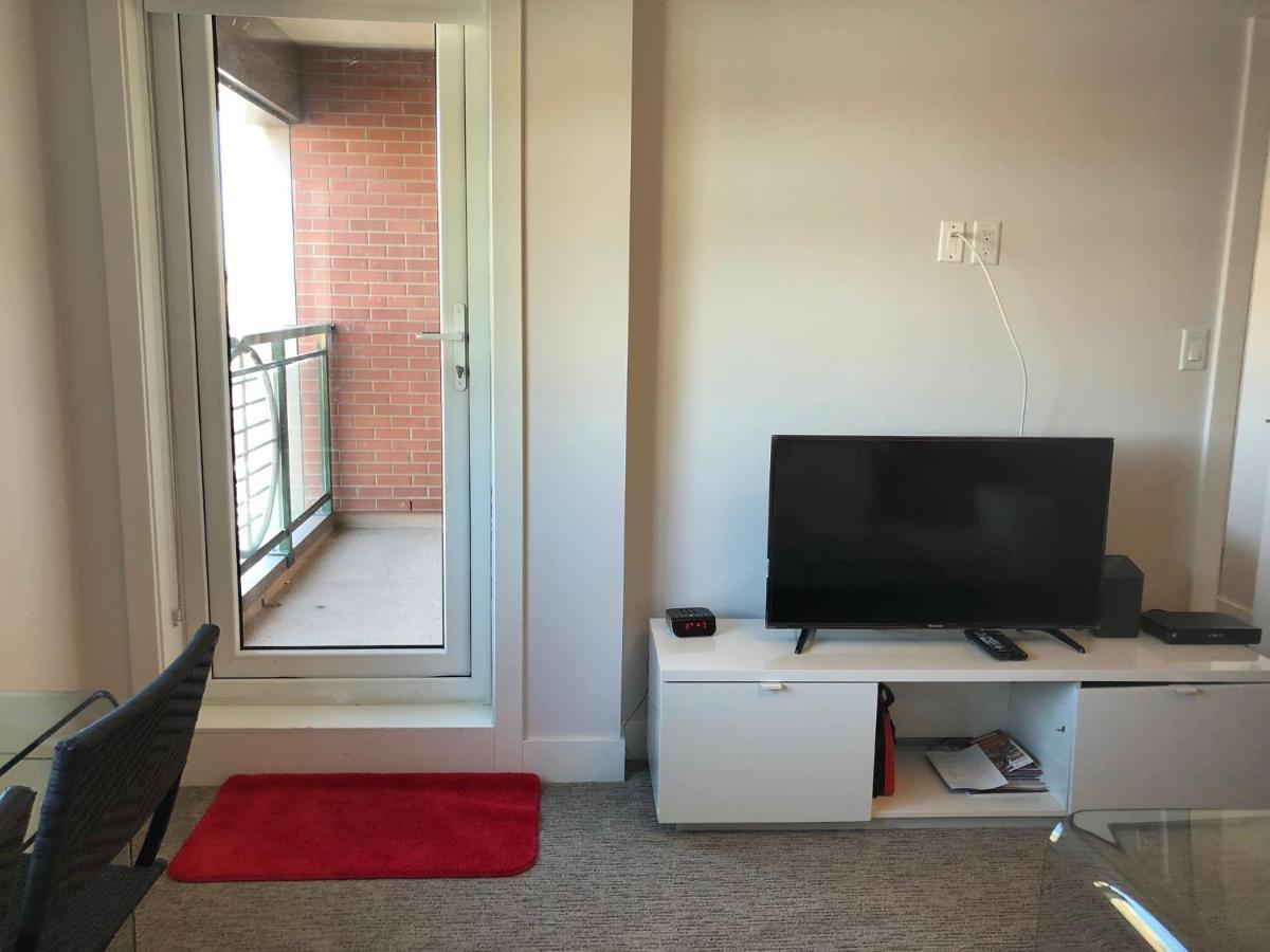 Apartment Amicable, Cozy, High Speed Internet, Sleeps 2 Riverview Downtown *