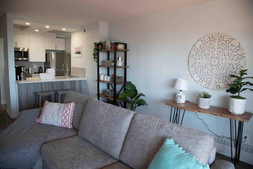 Skylineyyc With Free Parking, Gym And Sauna * Calgary