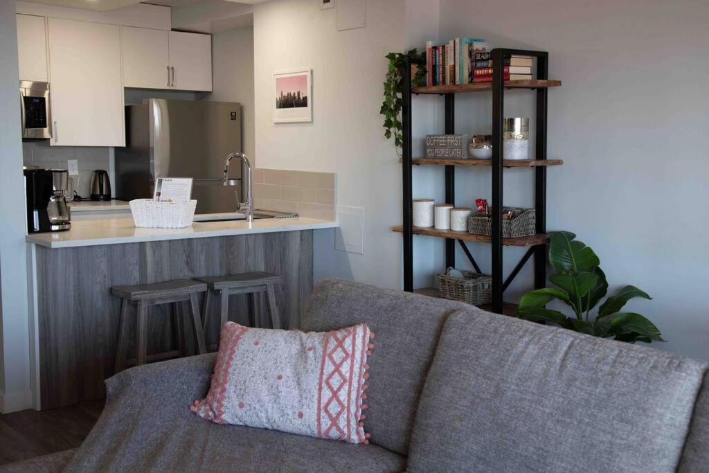 Apartment Skylineyyc With Free Parking, Gym And Sauna *