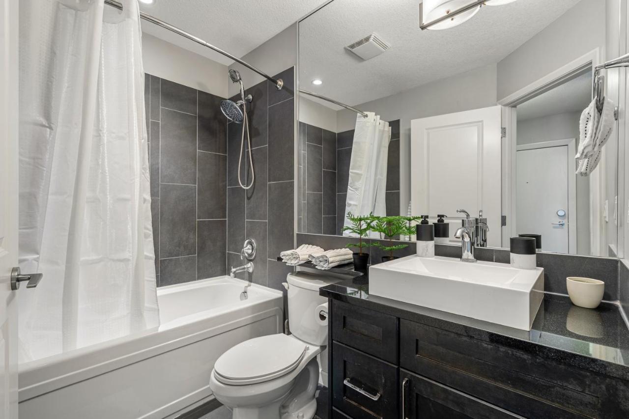 City View 1br Downtown Apartment