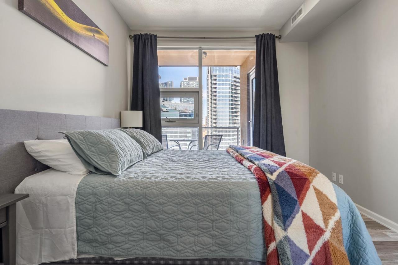 City View 1br Downtown Apartment