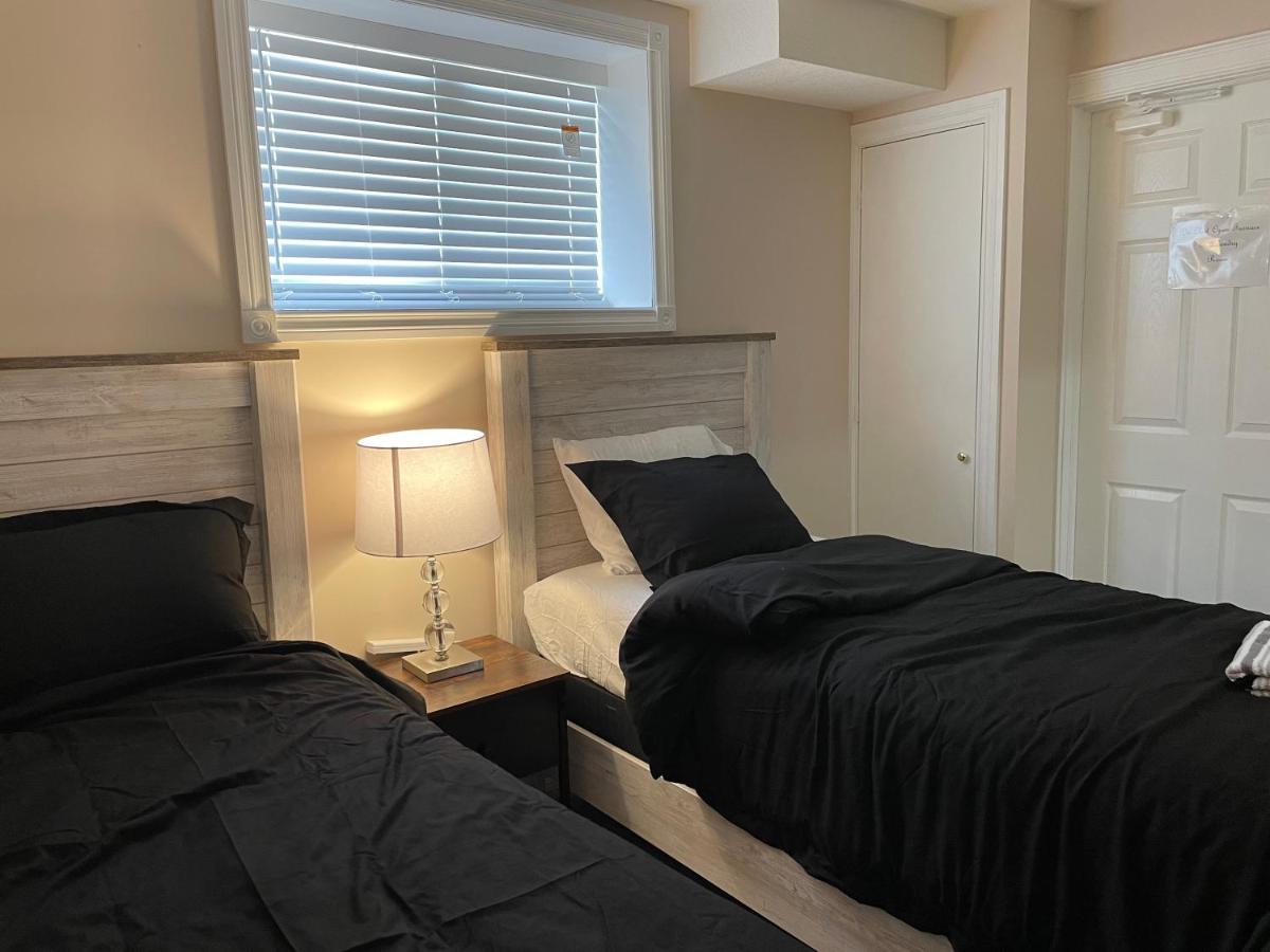 Apartment Super Luxury & Cozy Lower Level In Nw Calgary, Ab Close To Banff