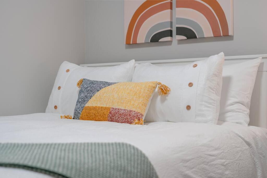 Your Perfect 2br In Se Apartment