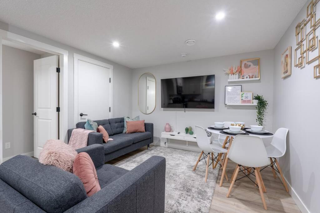 Apartment Your Perfect 2br In Se Calgary
