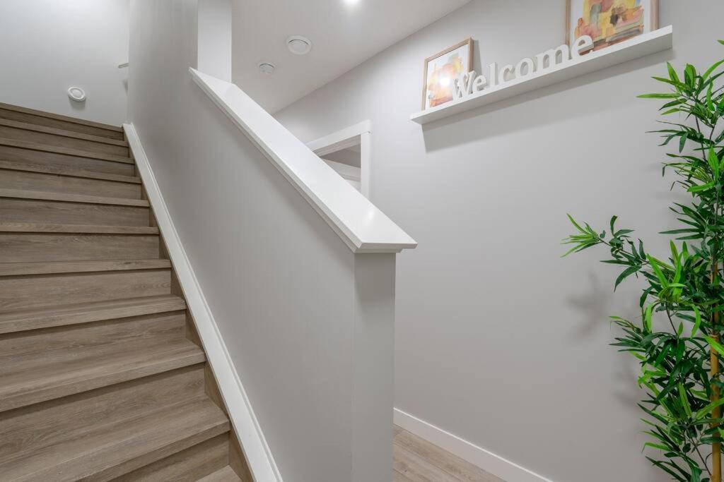 Your Perfect 2br In Se * Calgary