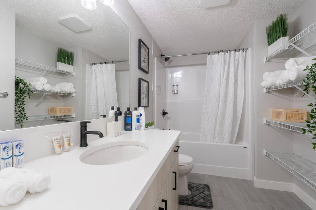 Your Perfect 2br In Se Calgary