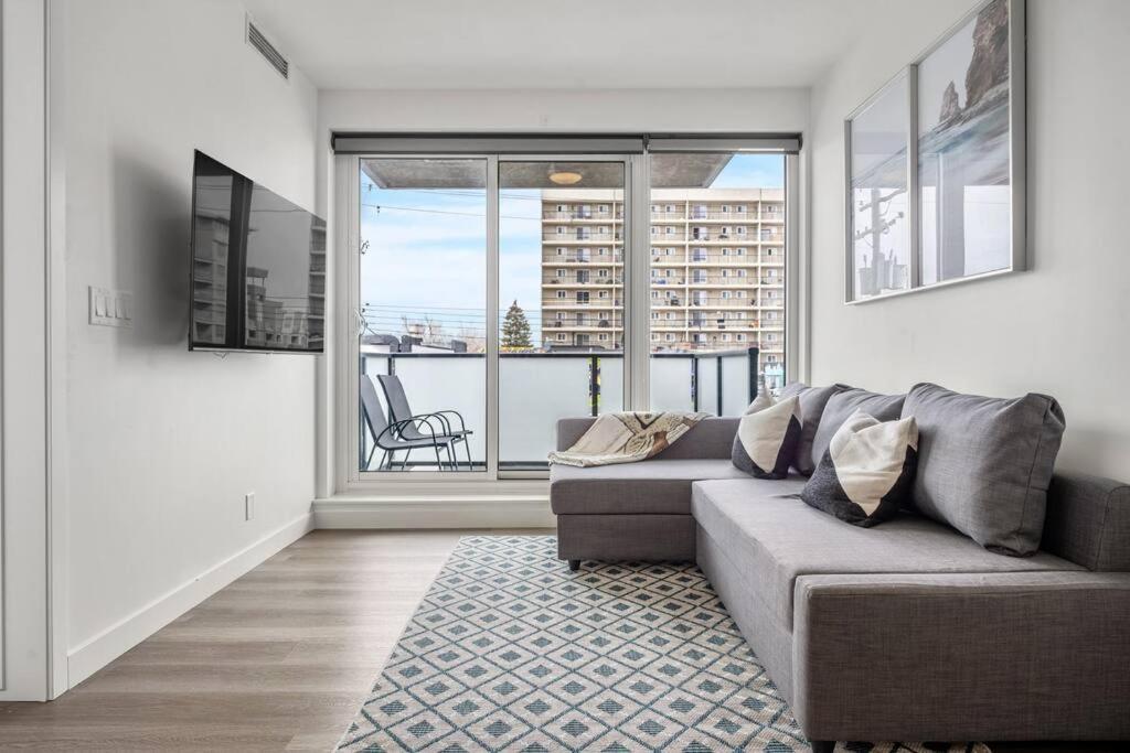 Chic 1br Kensington Unit W/parking Calgary