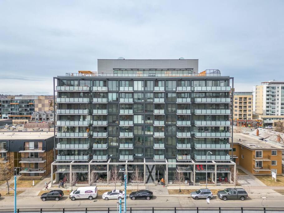 Chic 1br Kensington Unit W/parking Calgary