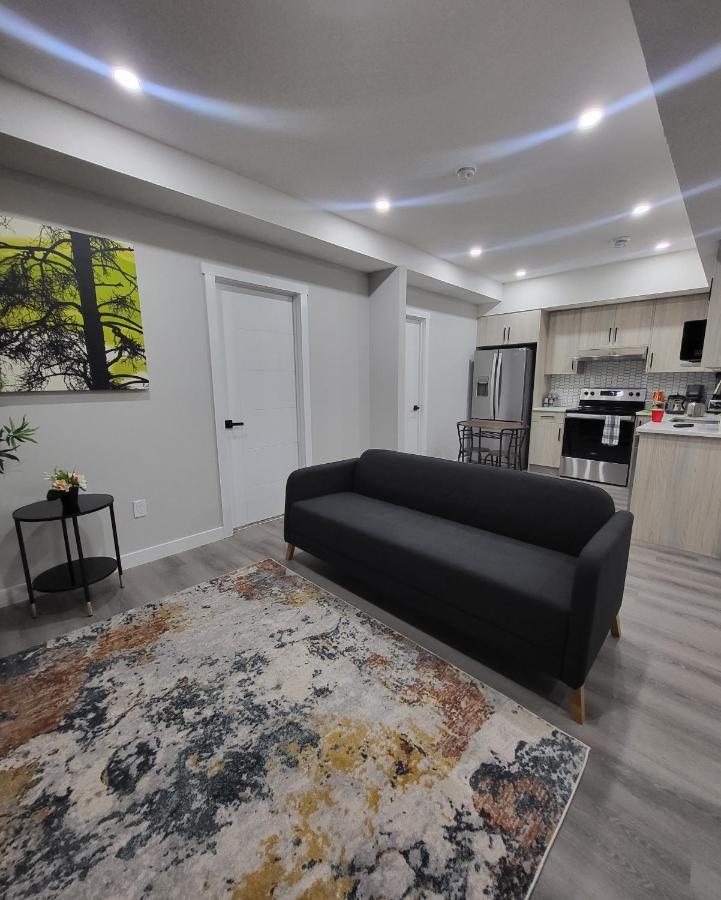 Apartment Luxury In Nw Calgary