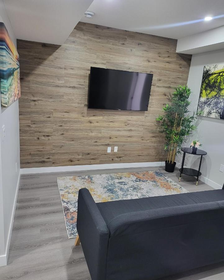 Luxury In Nw Apartment Calgary