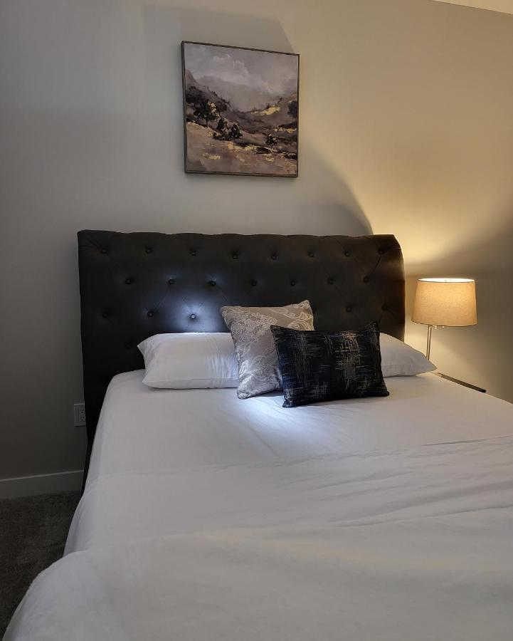 Apartment Luxury In Nw Calgary