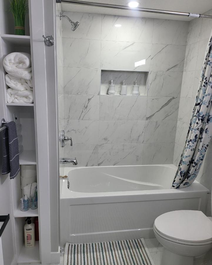 Luxury In Nw * Calgary