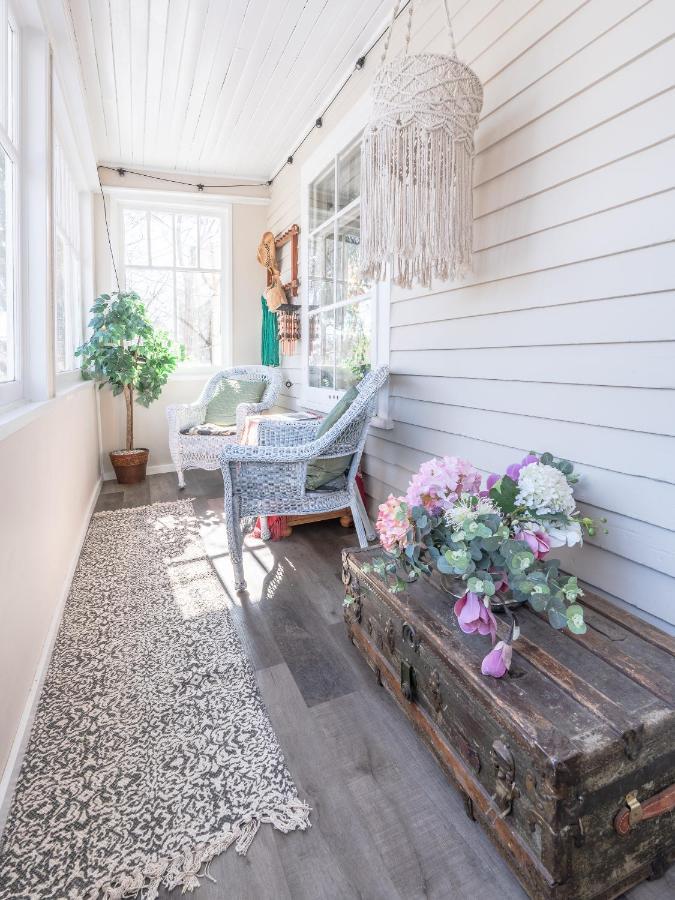 Craftsman's Loft - Heritage Charm - Ac - 5 Min Dt Calgary