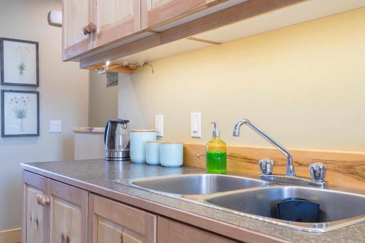 Craftsman's Loft - Heritage Charm - Ac - 5 Min Dt Apartment *