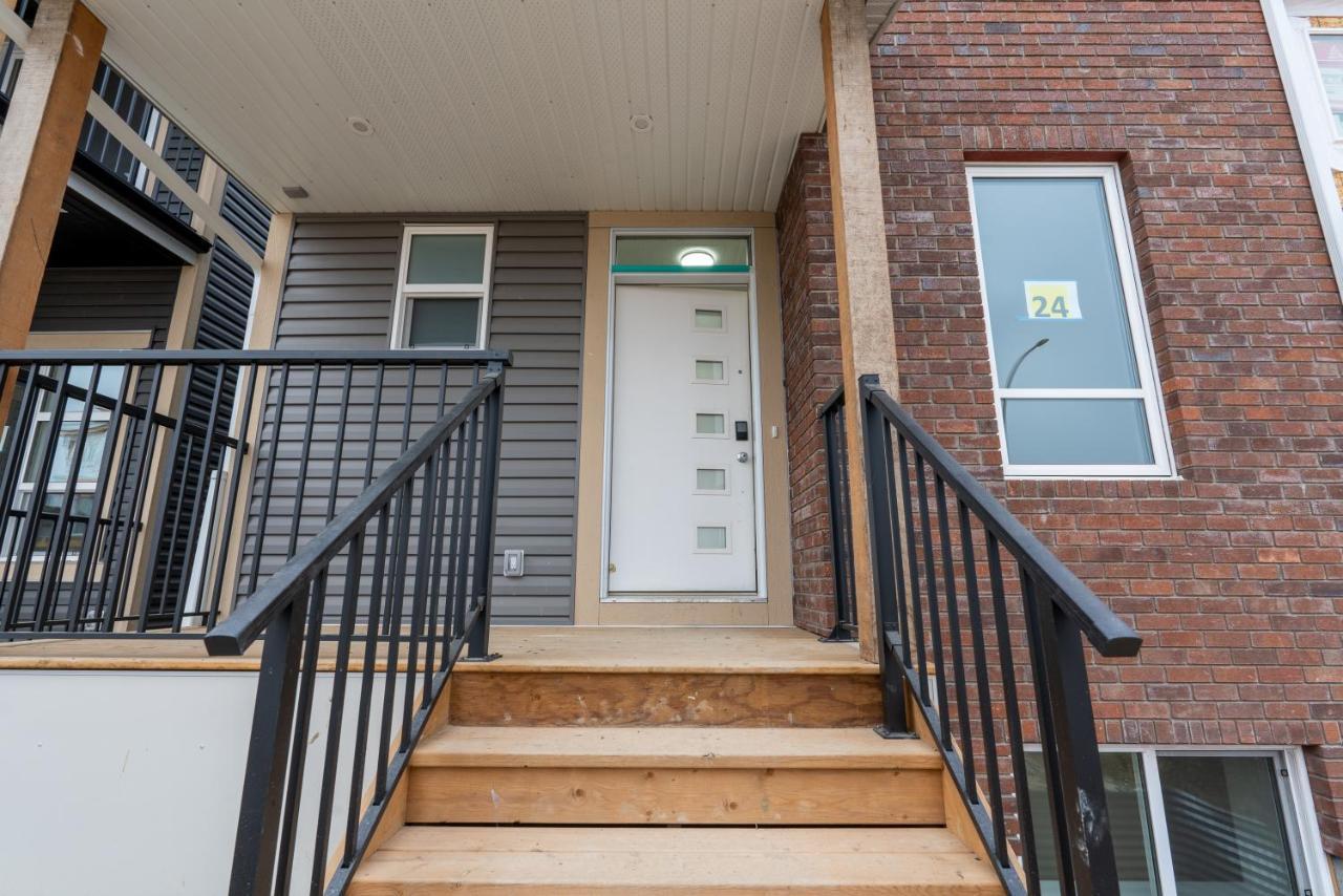 Your Perfect 2br In Se Calgary