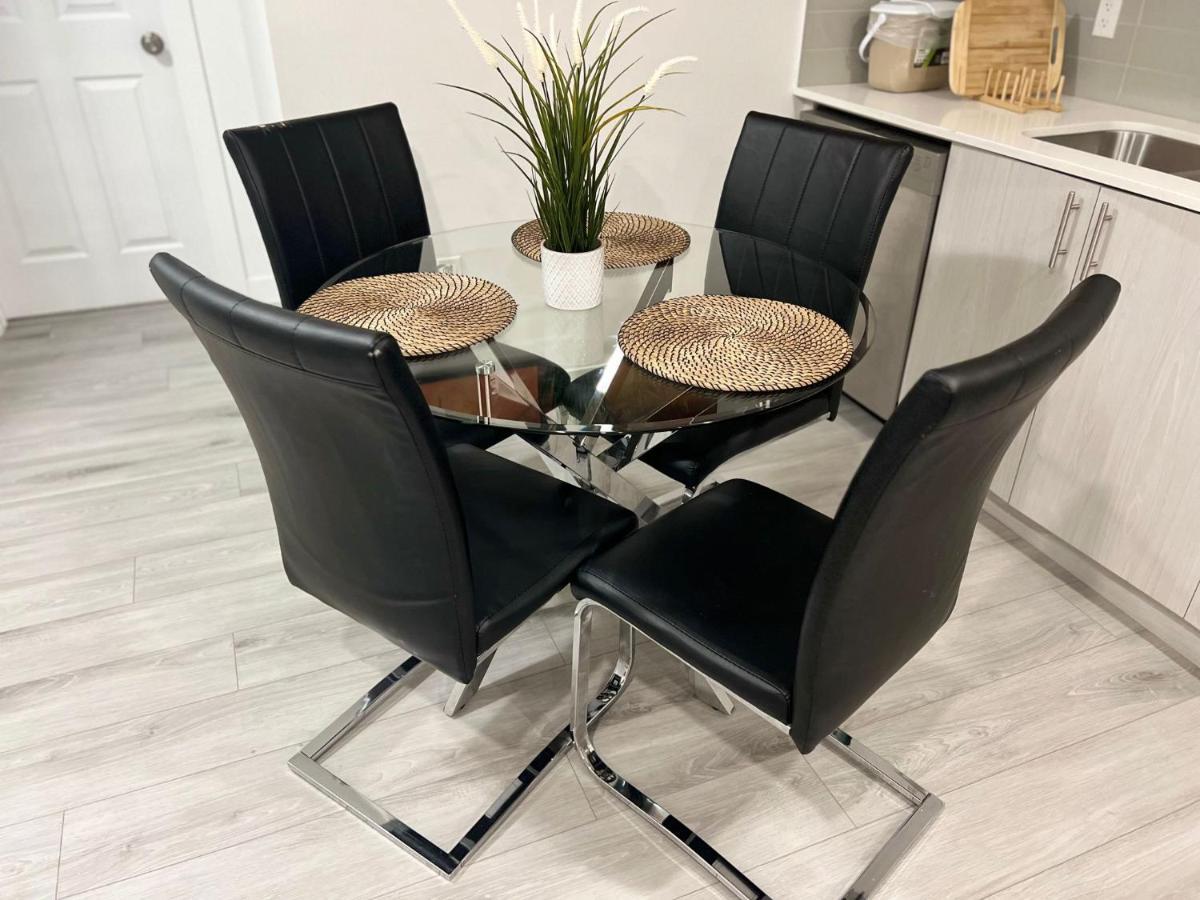Beautiful 2 Bedroom Away From * Calgary