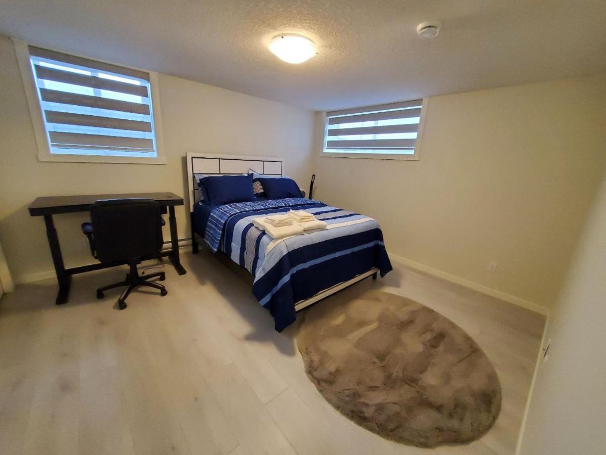 Cozy Rockland Park Unit+parking Apartment