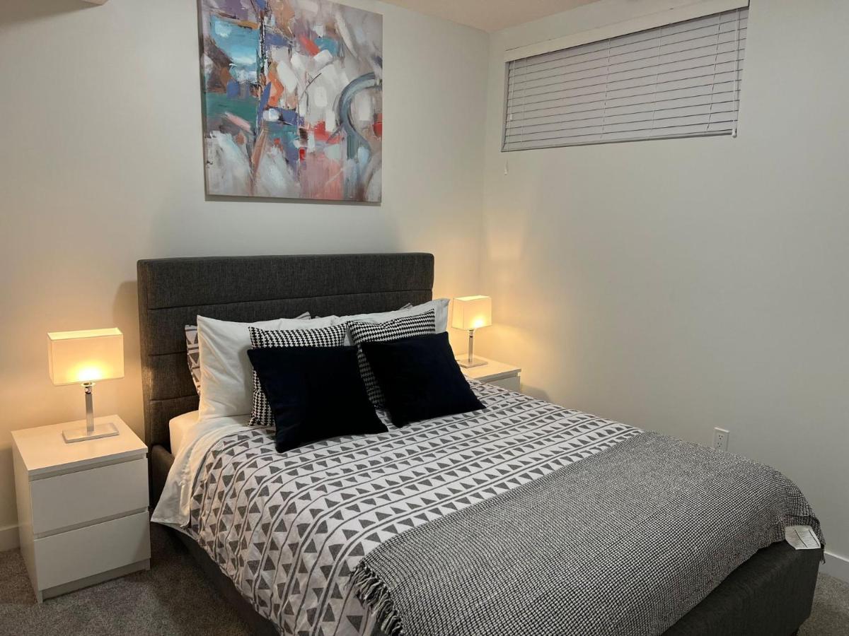 Beautiful 2 Bedroom Away From Calgary
