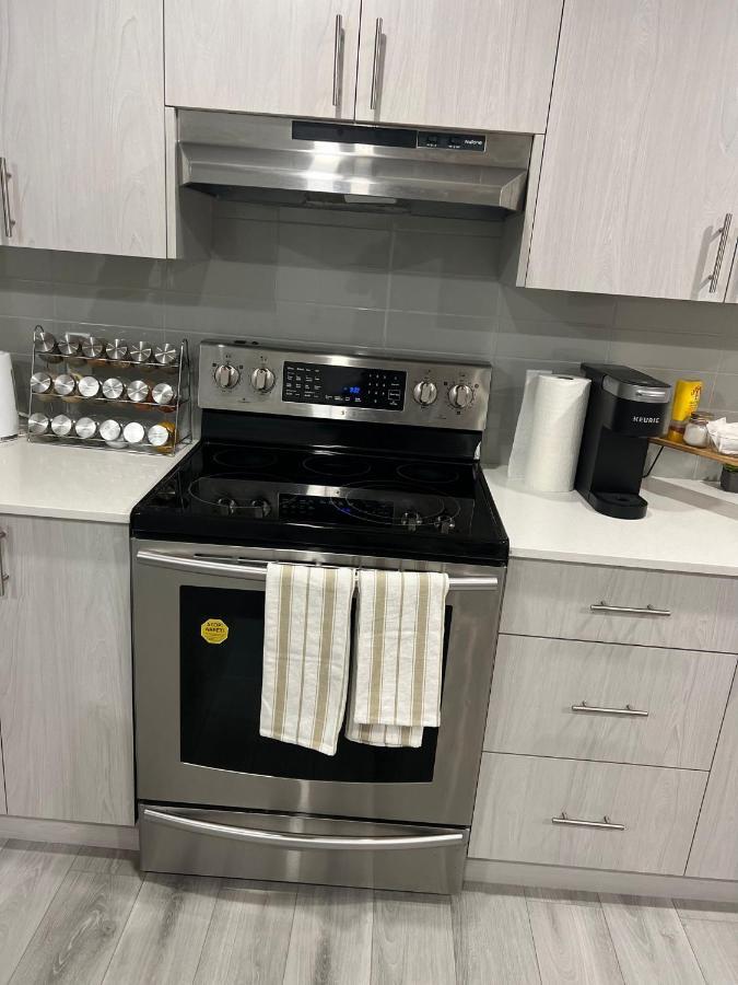Beautiful 2 Bedroom Away From