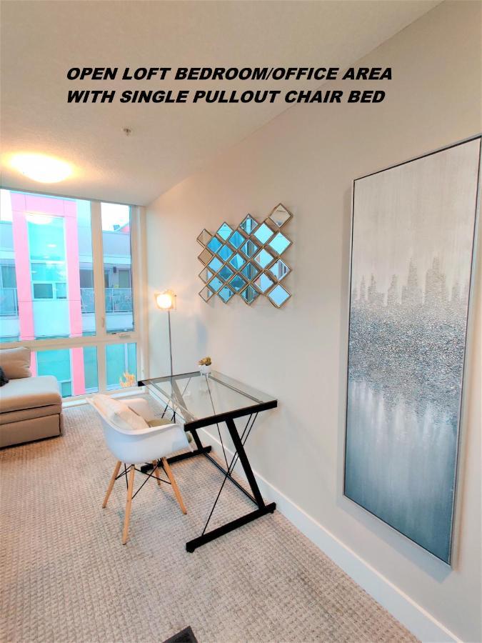 Monki Di Executive Suites: Luxury With Rooftop Patio * Calgary