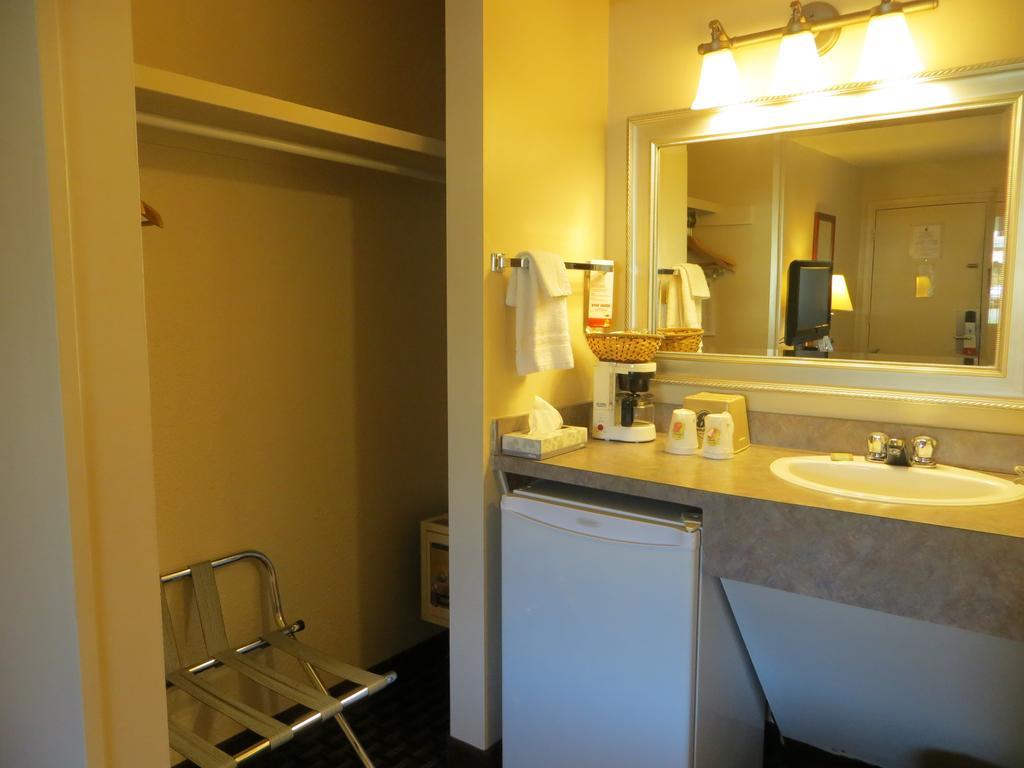 Super 8 Village Calgary