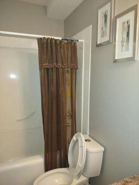 Spacious One Bedroom Walkout Basement * Calgary