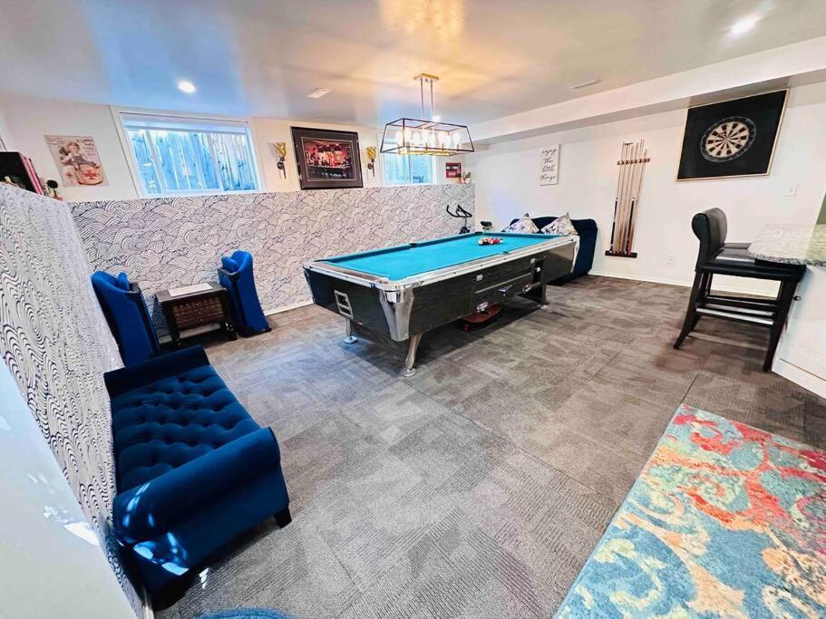 Apartment 2 Bedrooms Private Basement Close To Winsport & Downtown Calgary