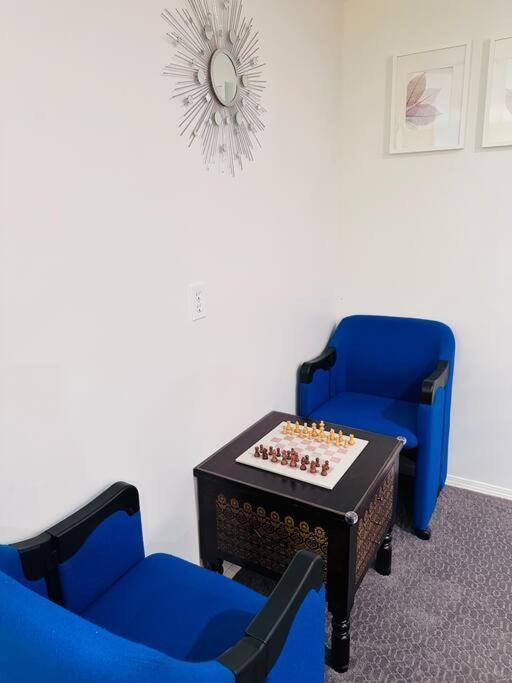 2 Bedrooms Private Basement Close To Winsport & Downtown Apartment Calgary