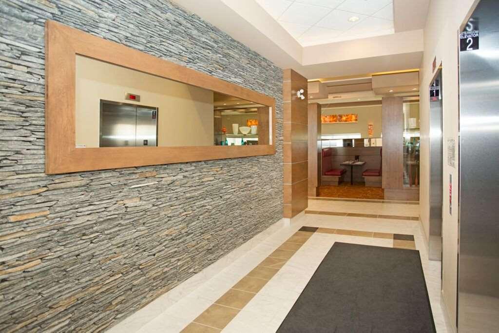 Hotel 11 By Sonesta Calgary