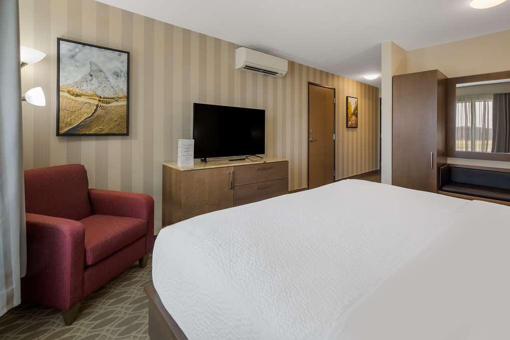 11 By Sonesta Hotel