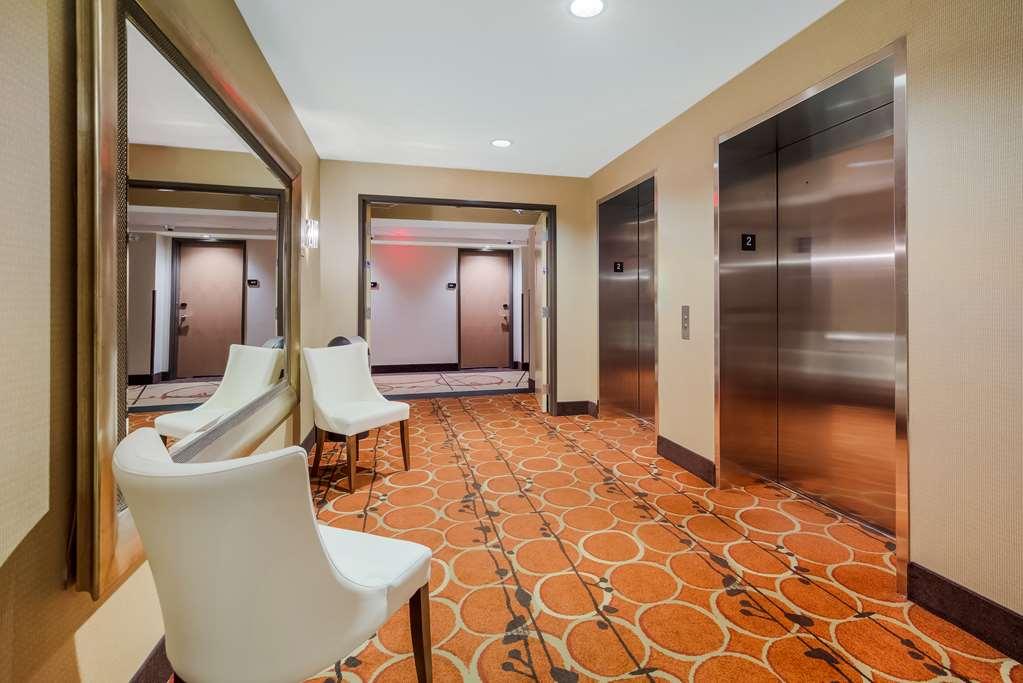 Hotel 11 By Sonesta *
