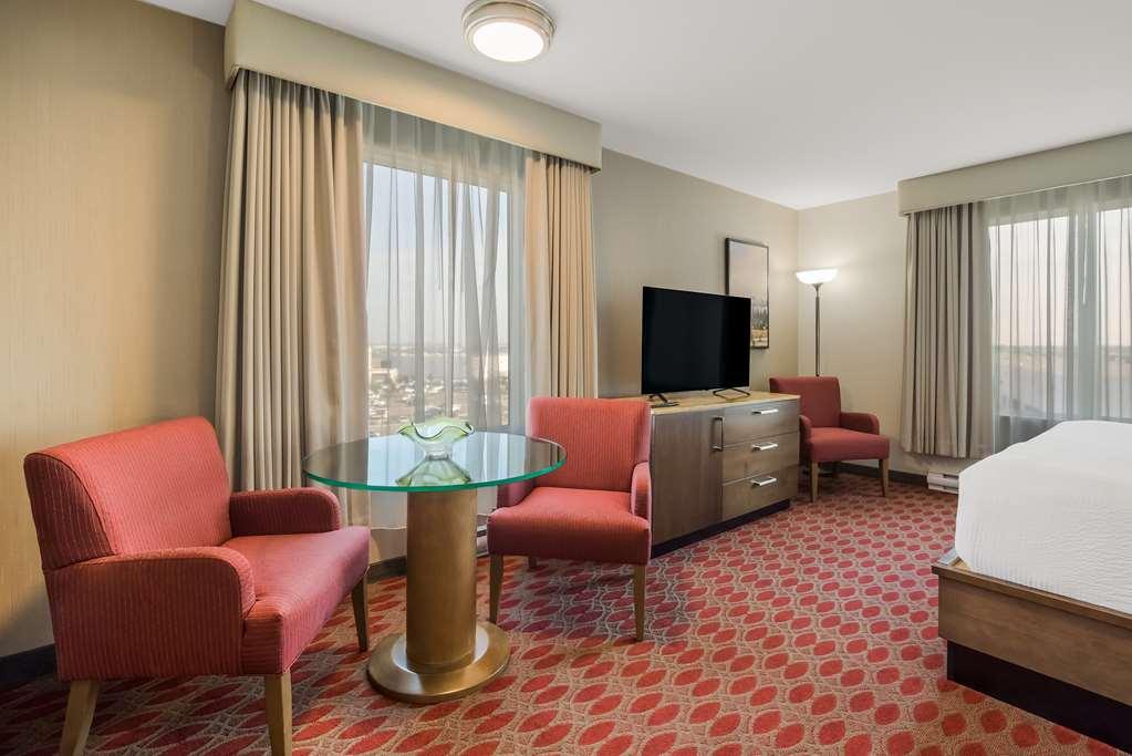 11 By Sonesta * Calgary