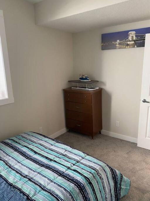 Cozy Brand New 2 Bedroom In Apartment