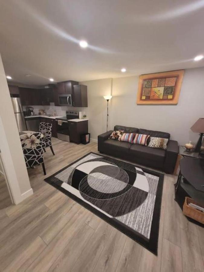 Apartment Cozy Brand New 2 Bedroom In