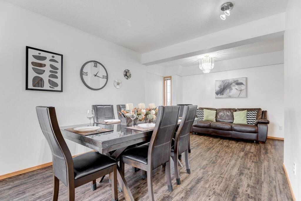 Coral Springs Lakefront Retreat Calgary