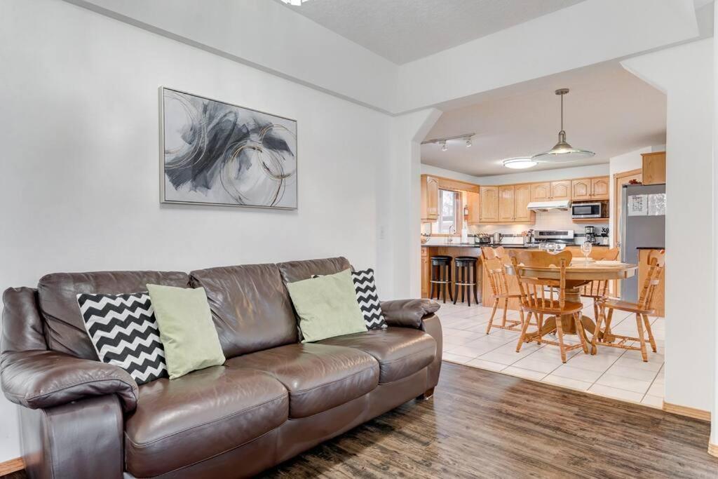 Coral Springs Lakefront Retreat Calgary