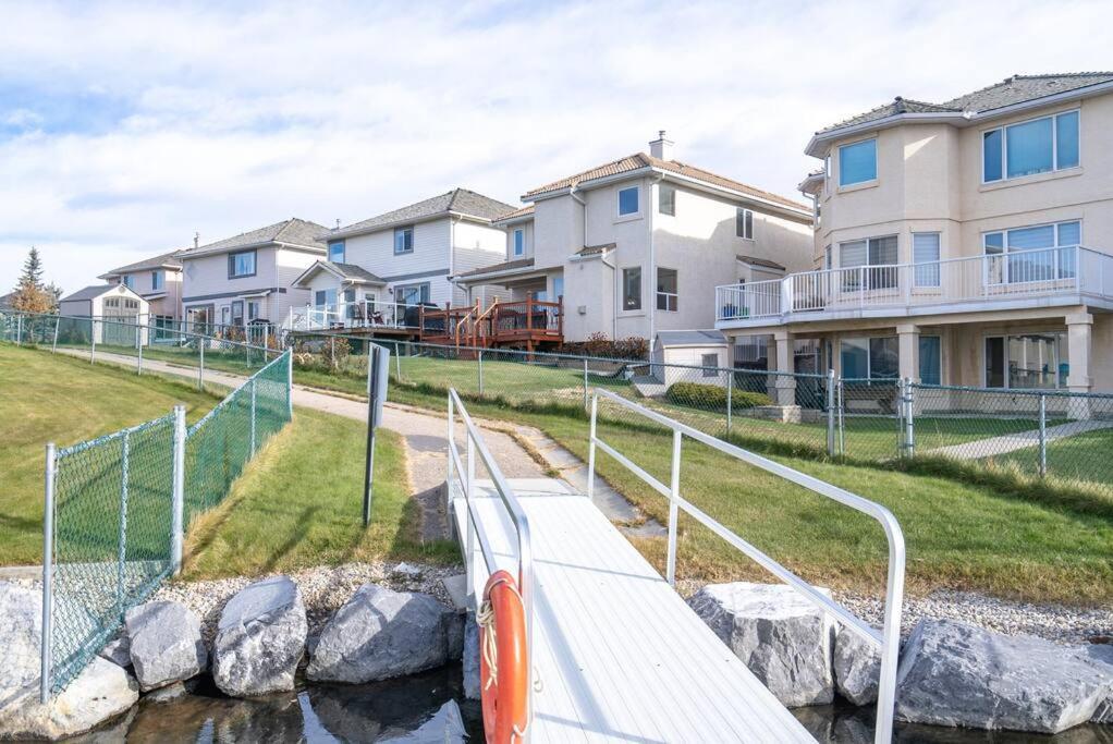 Holiday home Coral Springs Lakefront Retreat Calgary