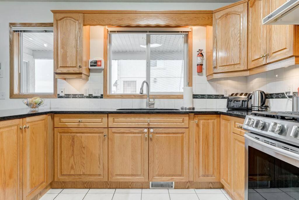 Holiday home Coral Springs Lakefront Retreat