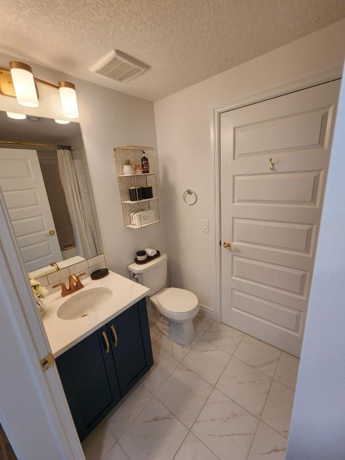 Luxury Near Airport *
