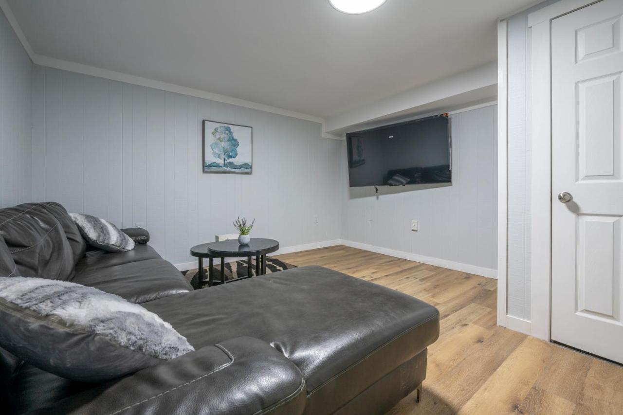 Centerstreet-cozy 1bedroomsuite * Calgary