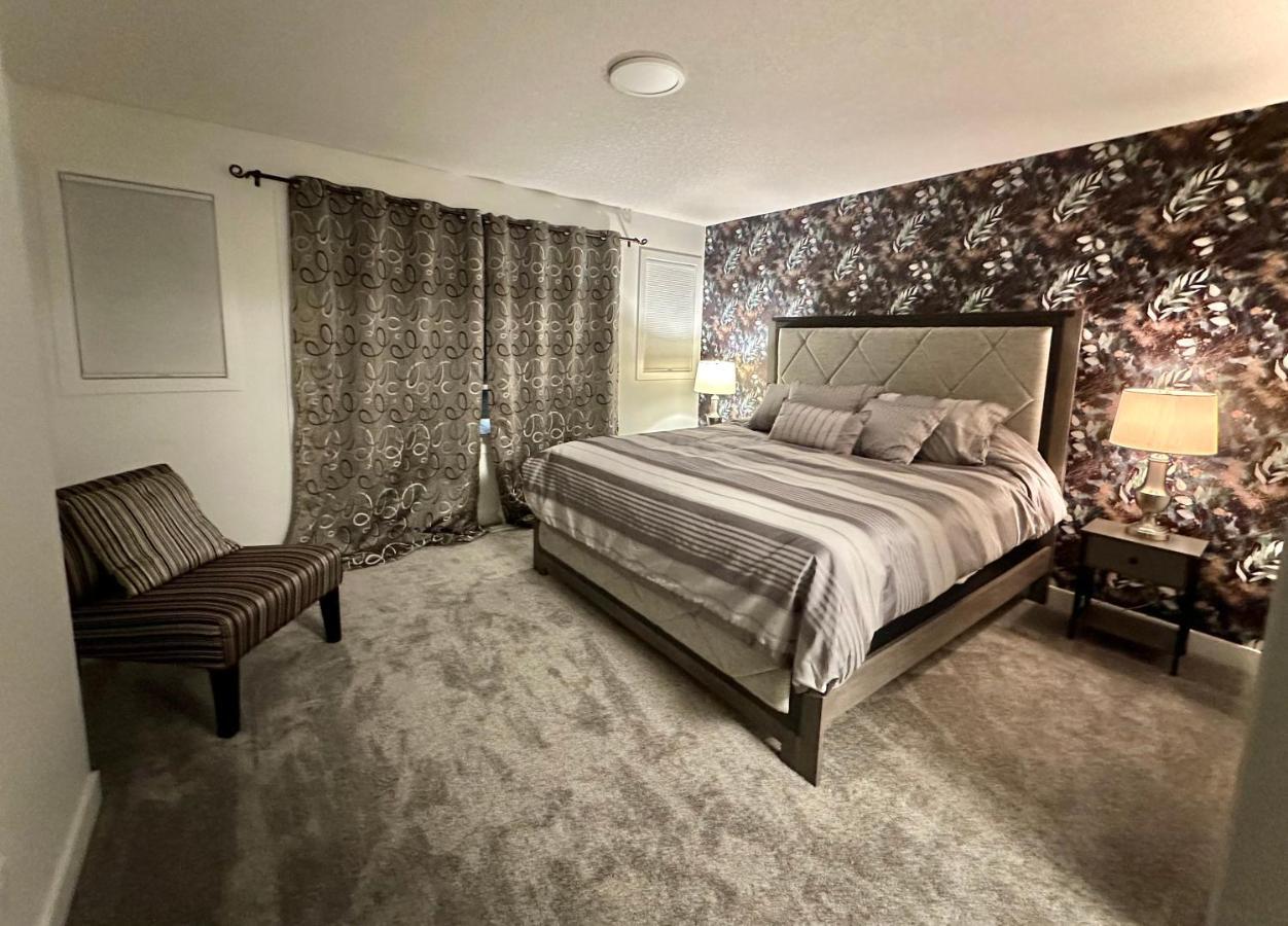 Entire4bedroomhomekingparkingkitchenwasherdryerfastwifi