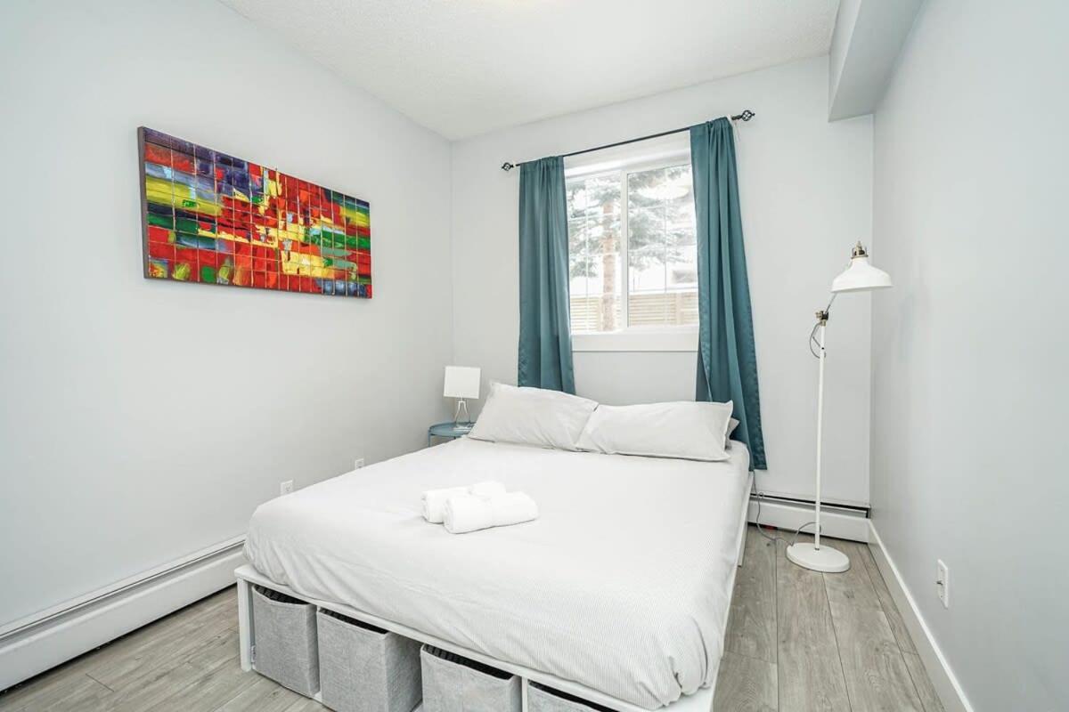 New Cozy 2 Bedrooms W Parking *