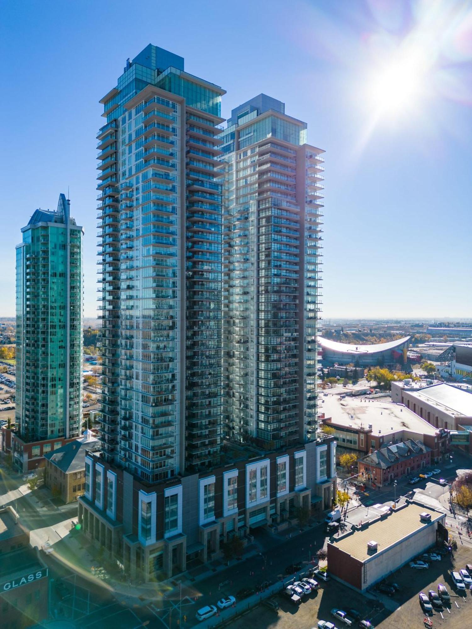 Stampede View Suites: 35th Floor Panorama With Banff Pass Holiday home *