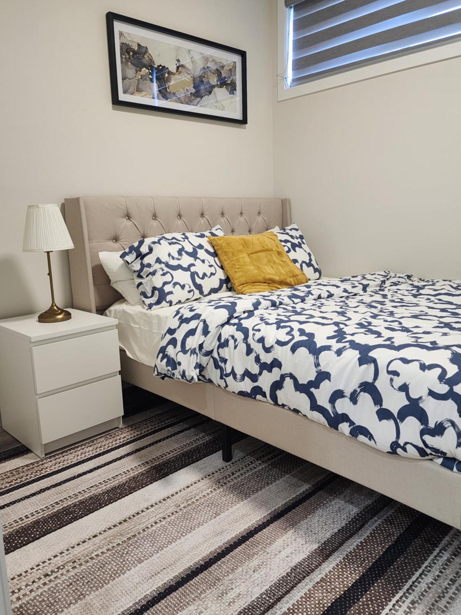 Apartment Trendy 2-bed Oasis Awaits! Calgary