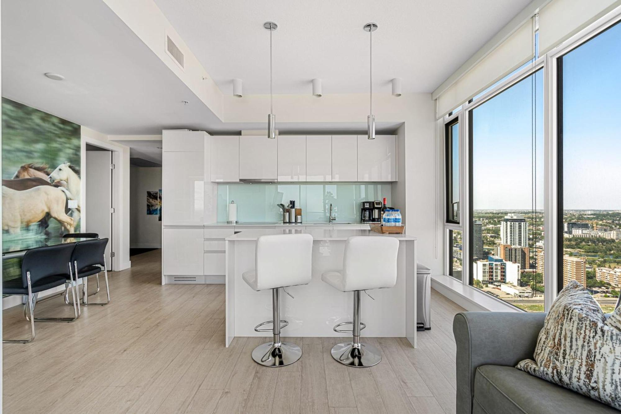 Holiday home Stampede View Suites: 35th Floor Panorama With Banff Pass Calgary