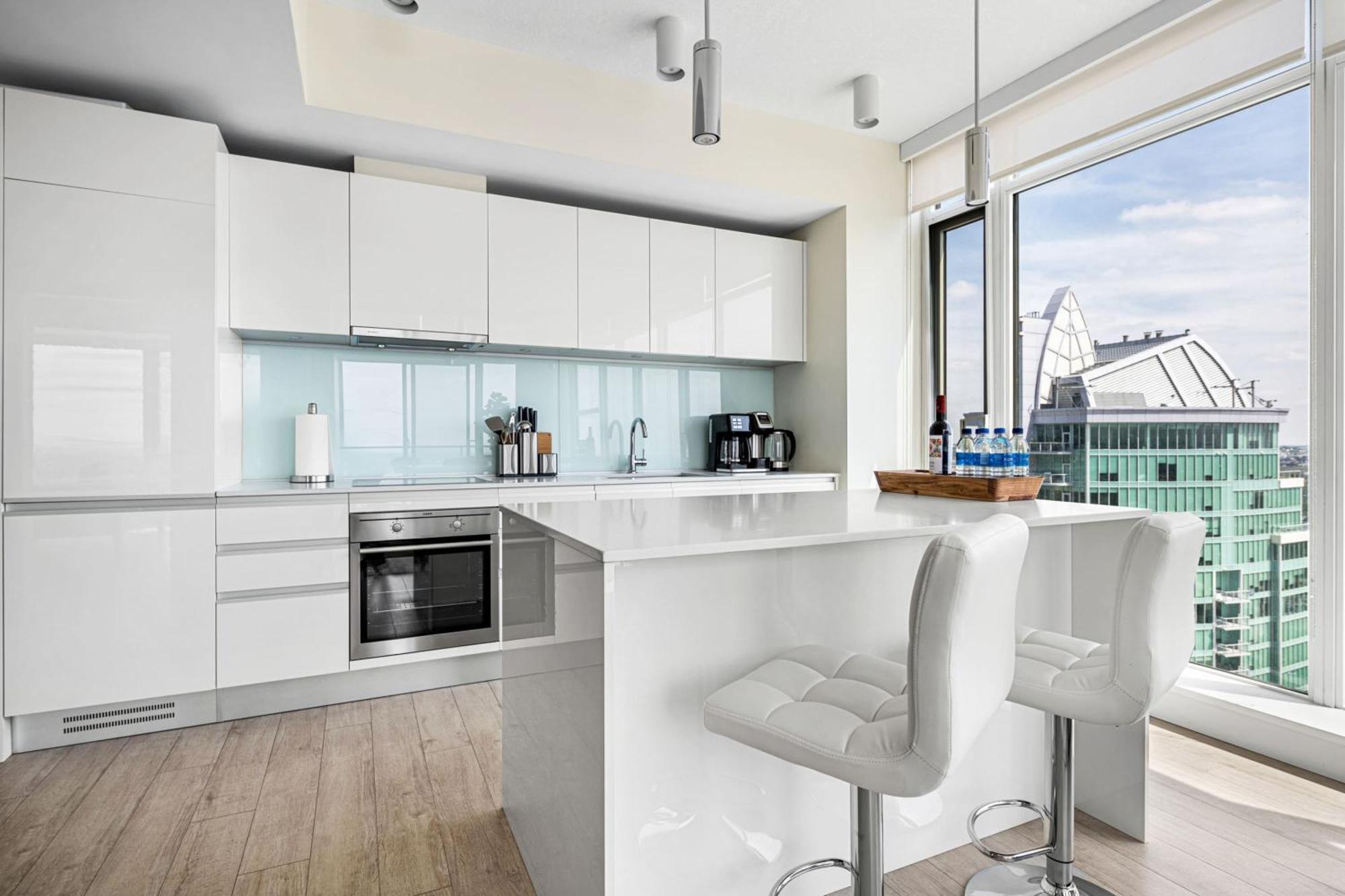 Stampede View Suites: 35th Floor Panorama With Banff Pass Holiday home *