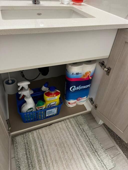 Brand New - Away From In Nw Apartment Calgary